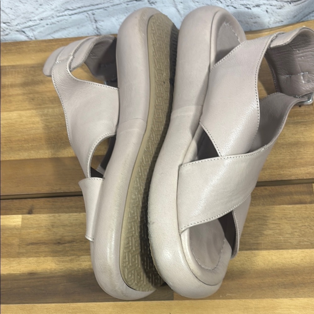 All Black Brand Taupe Sandals with Cushioned Sole and Crisscross Straps - Picture 5 of 14
